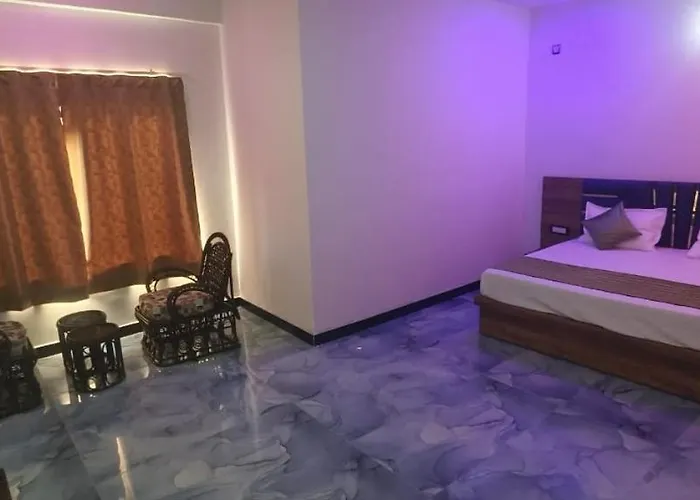 Hotel Paradise Inn